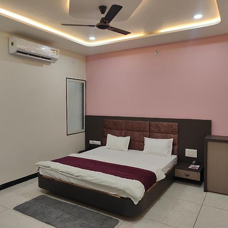 Yashomati Hotel Maheshwar Exterior foto