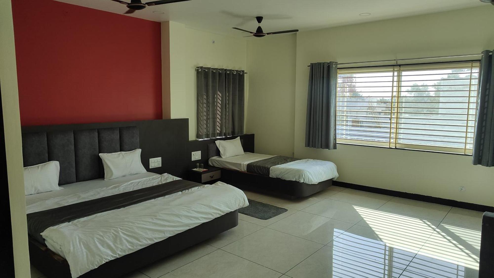 Yashomati Hotel Maheshwar Exterior foto