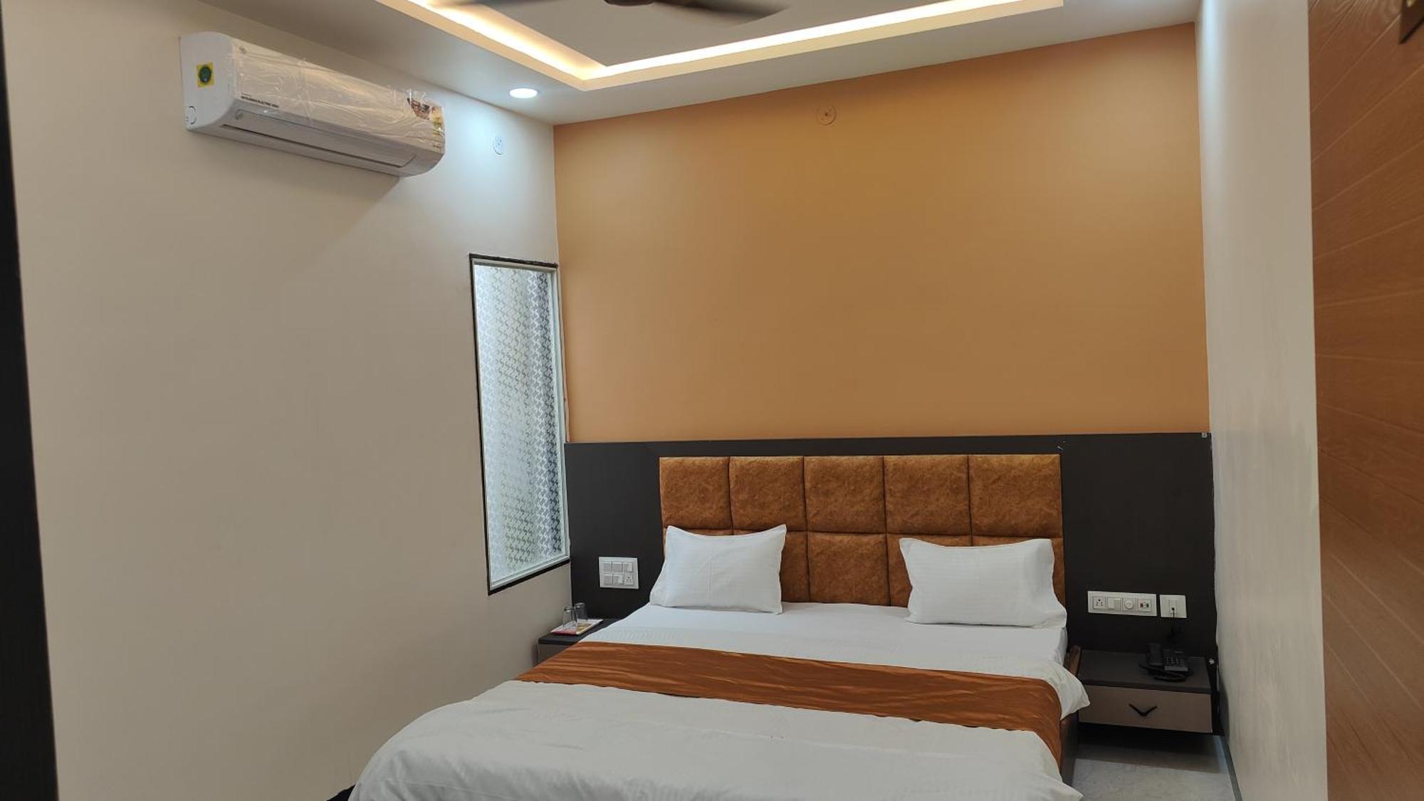 Yashomati Hotel Maheshwar Exterior foto
